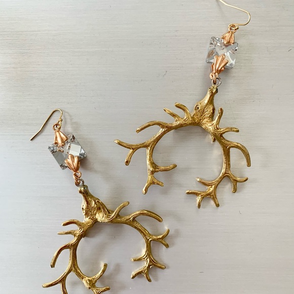 Fenton/Fallon Antler Earrings - Picture 2 of 3